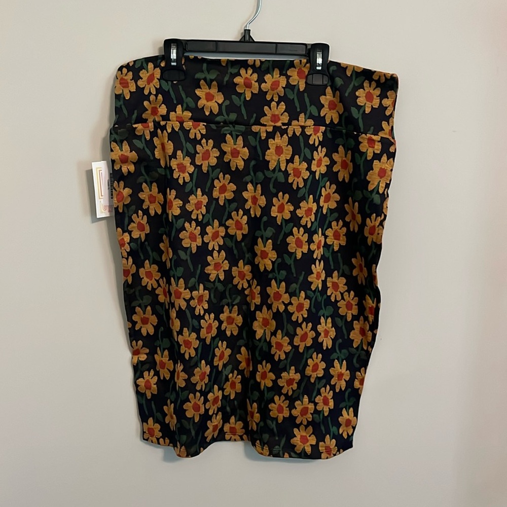 XL Floral LuLaRoe Cassie Skirt